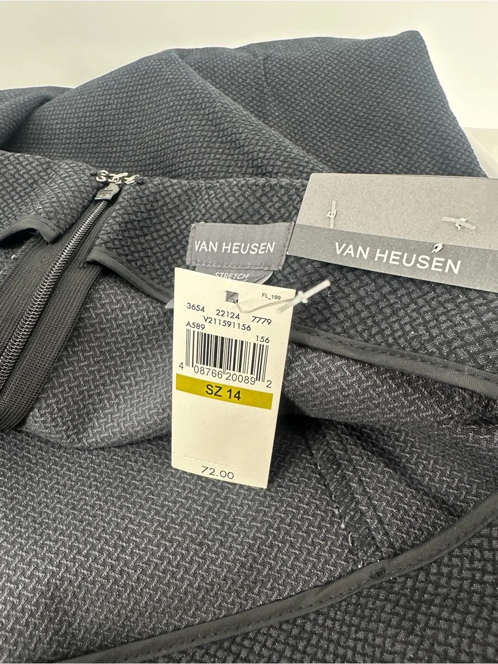 Van Heusen size 14